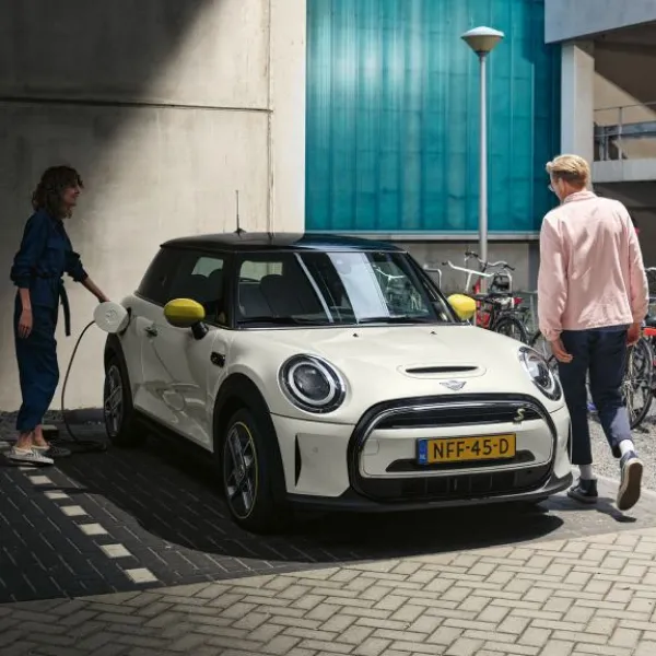 MINI F56 BEV Full Electric per neopatentati